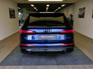 2020 Audi Q7 45 TDI II (4M) Рестайлинг, синий, 6470000 рублей, вид 5