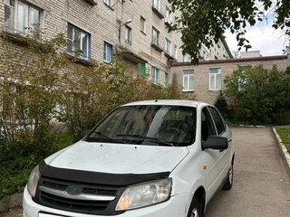 2013 Lada (ВАЗ) Granta I, белый, 130000 рублей, вид 1