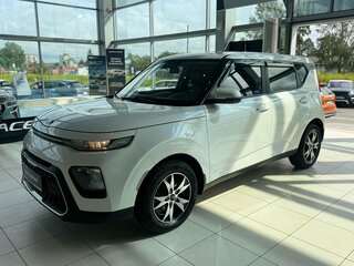 2021 Kia Soul III, белый, 1795000 рублей, вид 3