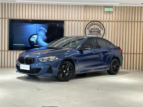 2022 BMW 1 серии 120i III (F52) Рестайлинг, синий, 1650000 рублей, вид 1