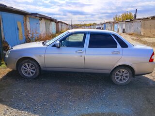 2015 Lada (ВАЗ) Priora I Рестайлинг, серебристый, 560000 рублей, вид 3