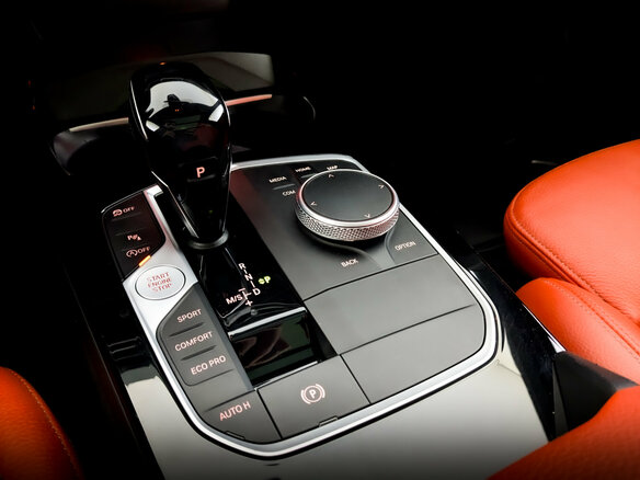 2019 BMW 1 серии M135i xDrive III (F40), синий, 3150000 рублей - вид 26