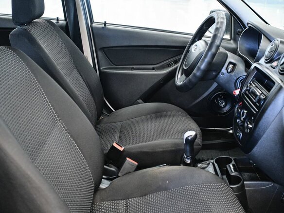 2013 Lada (ВАЗ) Granta I, белый, 375000 рублей - вид 19
