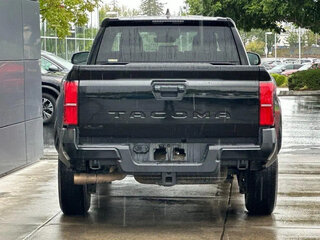 2025 Toyota Tacoma IV, чёрный, 6578075 рублей, вид 5