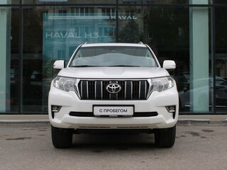 2017 Toyota Land Cruiser Prado 150 Series Рестайлинг 2, белый, 4569000 рублей, вид 2