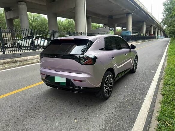 2026 Arcfox Beta T1 42.3 kWh, фиолетовый, 1115000 рублей - вид 3