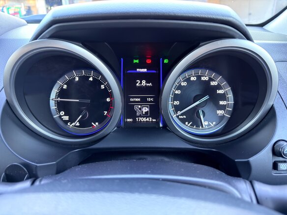 2014 Toyota Land Cruiser Prado 4-speed 150 Series Рестайлинг 1, чёрный, 3000000 рублей - вид 35