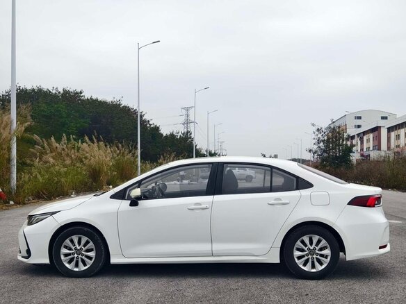 2022 Toyota Corolla XII (E210), белый, 1140000 рублей - вид 7