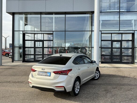 2019 Hyundai Solaris II, бежевый, 1345000 рублей - вид 5