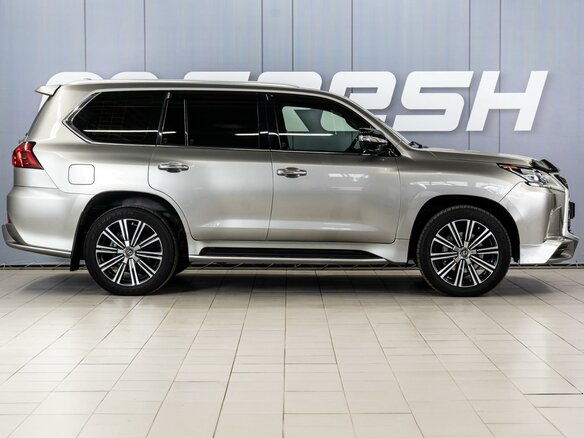 2018 Lexus LX 570 III Рестайлинг 2, серый, 9999999 рублей - вид 4