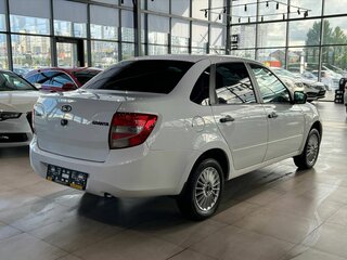 2017 Lada (ВАЗ) Granta I, белый, 590000 рублей, вид 4