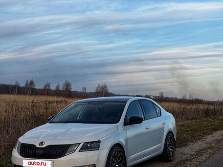 2019 Skoda Octavia III (A7) Рестайлинг, белый, 2350000 рублей, вид 1