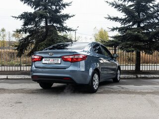 2013 Kia Rio III, голубой, 600000 рублей, вид 4