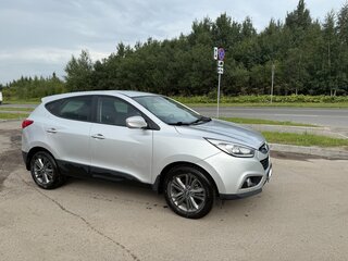 2015 Hyundai ix35 I Рестайлинг, серебристый, 1295000 рублей, вид 2
