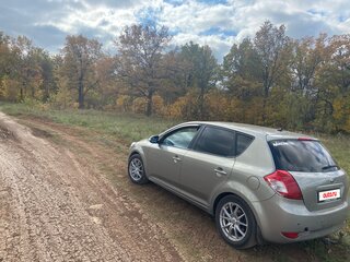 2011 Kia Ceed I Рестайлинг, золотистый, 555000 рублей, вид 3