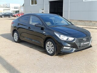 2018 Hyundai Solaris II, чёрный, 1149000 рублей, вид 3