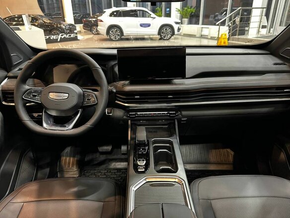 2026 Geely Okavango I Рестайлинг, серый, 4242189 рублей - вид 8