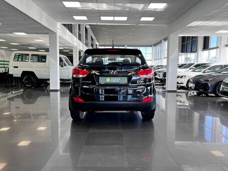 2011 Hyundai ix35 I, чёрный, 1045000 рублей, вид 4