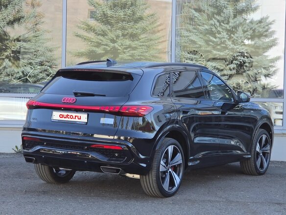 2026 Audi Q5 L III (GU), чёрный - вид 4