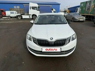 2019 Skoda Octavia III (A7) Рестайлинг, белый, 1750000 рублей, вид 2