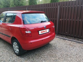 2011 Skoda Fabia II Рестайлинг, красный, 800000 рублей, вид 4