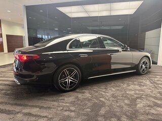 2024 Mercedes-Benz E-Класс 300 VI (W214, S214), чёрный, 10990000 рублей, вид 2