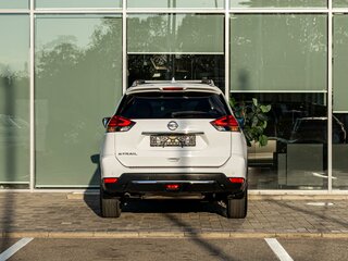 2020 Nissan X-Trail III Рестайлинг, белый, 2295000 рублей, вид 5