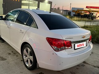 2012 Chevrolet Cruze I, белый, 530000 рублей, вид 4