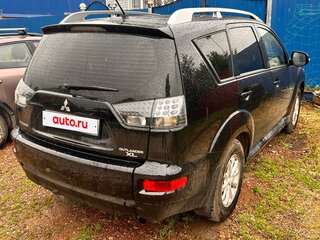 2010 Mitsubishi Outlander II Рестайлинг, чёрный, 890000 рублей, вид 3