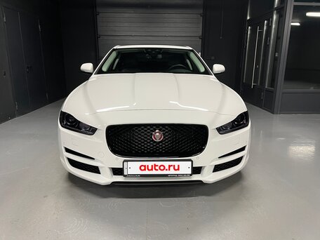2016 Jaguar XE I, белый, 2300000 рублей, вид 3