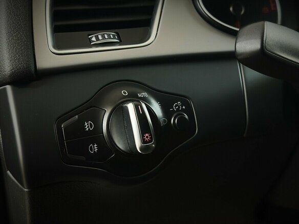 2012 Audi A4 IV (B8) Рестайлинг, коричневый, 1200000 рублей - вид 9