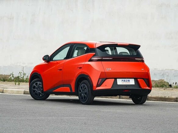 2026 BYD Seagull 38.88 kWh I Рестайлинг, оранжевый, 1670000 рублей - вид 4