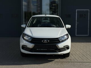 2026 Lada (ВАЗ) Granta I Рестайлинг, белый, 1131000 рублей, вид 2