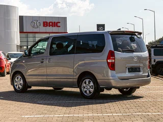 2019 Hyundai Grand Starex I Рестайлинг 2, серый, 2895000 рублей, вид 4