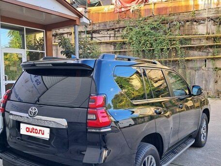 2018 Toyota Land Cruiser Prado 150 Series Рестайлинг 2, чёрный, 6650000 рублей, вид 4