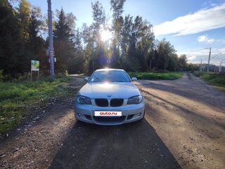 2008 BMW 1 серии 125i I (E81/E82/E87/E88) Рестайлинг, серебристый, 1150000 рублей, вид 2