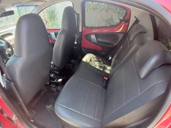2012 Peugeot 107 I Рестайлинг 2, красный, 580000 рублей - вид 9