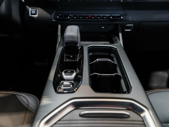 2026 Geely Okavango I Рестайлинг, синий, 4085990 рублей - вид 22