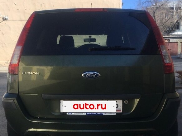 2007 Ford Fusion I Рестайлинг, зелёный, 500000 рублей - вид 3