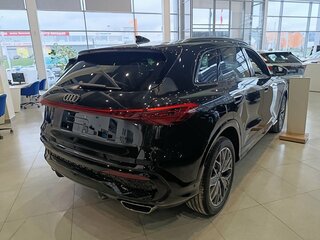 2026 Audi Q5 L III (GU), белый, 6150000 рублей, вид 4