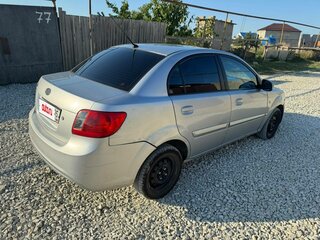 2011 Kia Rio II Рестайлинг, серебристый, 470000 рублей, вид 5