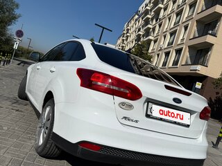 2017 Ford Focus III Рестайлинг, белый, 1050000 рублей, вид 3
