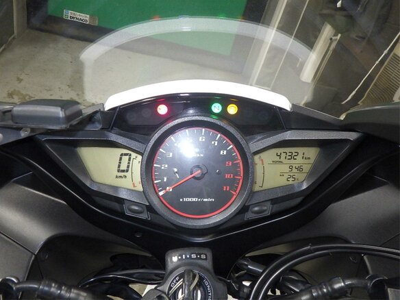 2010 Honda VFR 1200, белый - вид 6