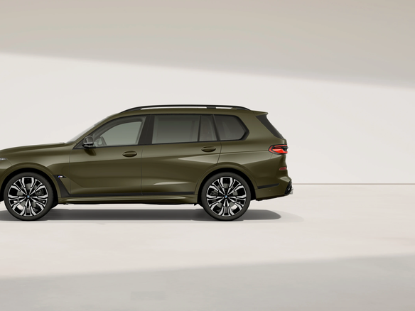 2026 BMW X7 M60i I (G07) Рестайлинг, зелёный, 23500000 рублей - вид 8