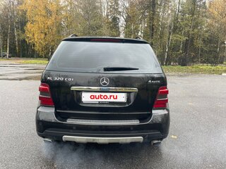 2007 Mercedes-Benz M-Класс 320 II (W164), чёрный, 900000 рублей, вид 3
