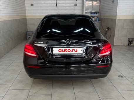 2019 Mercedes-Benz E-Класс 200 V (W213, S213, C238), чёрный, 3000000 рублей, вид 3