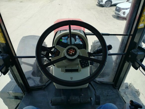 2014 Massey Ferguson MF 7624, красный - вид 4