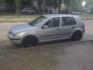 1999 Volkswagen Golf IV, серый, 340000 рублей, вид 2