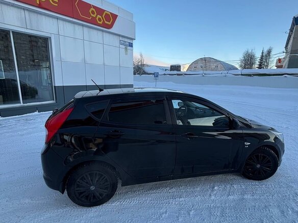 2015 Hyundai Solaris I Рестайлинг, чёрный - вид 5