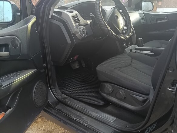 2011 SsangYong Kyron 6-speed I Рестайлинг, чёрный - вид 10